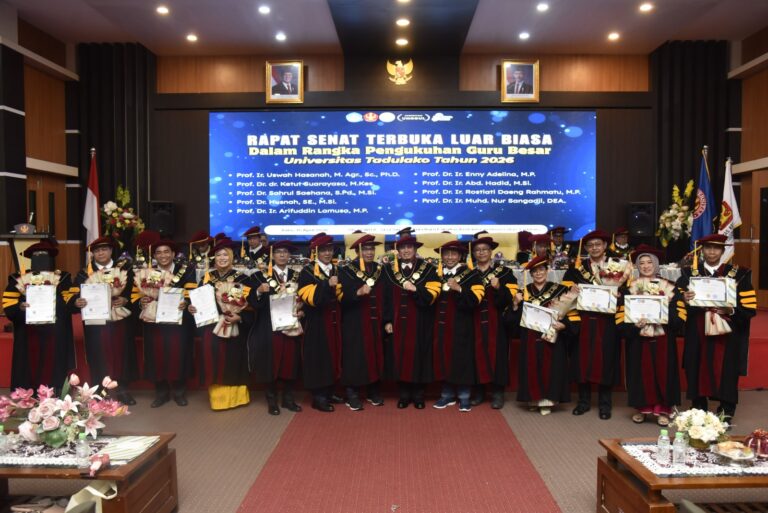 Untad Kukuhkan 9 Guru Besar, Total GB Aktif Capai 134 Orang